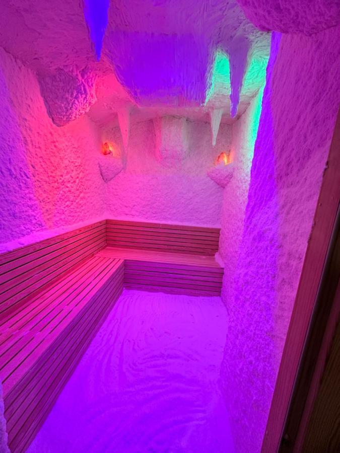 Side Golden Rock Hotel&Spa エクステリア 写真